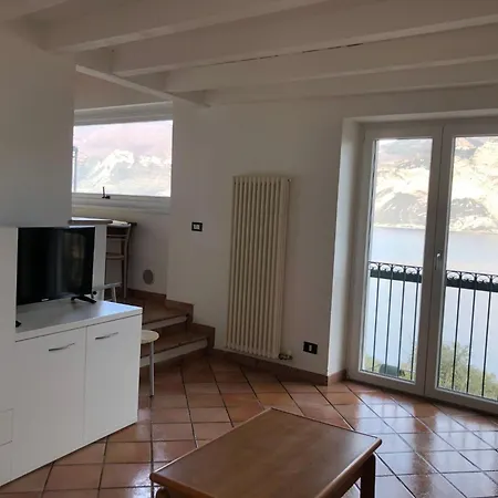 Apartment By Interhome Brenzone sul Garda